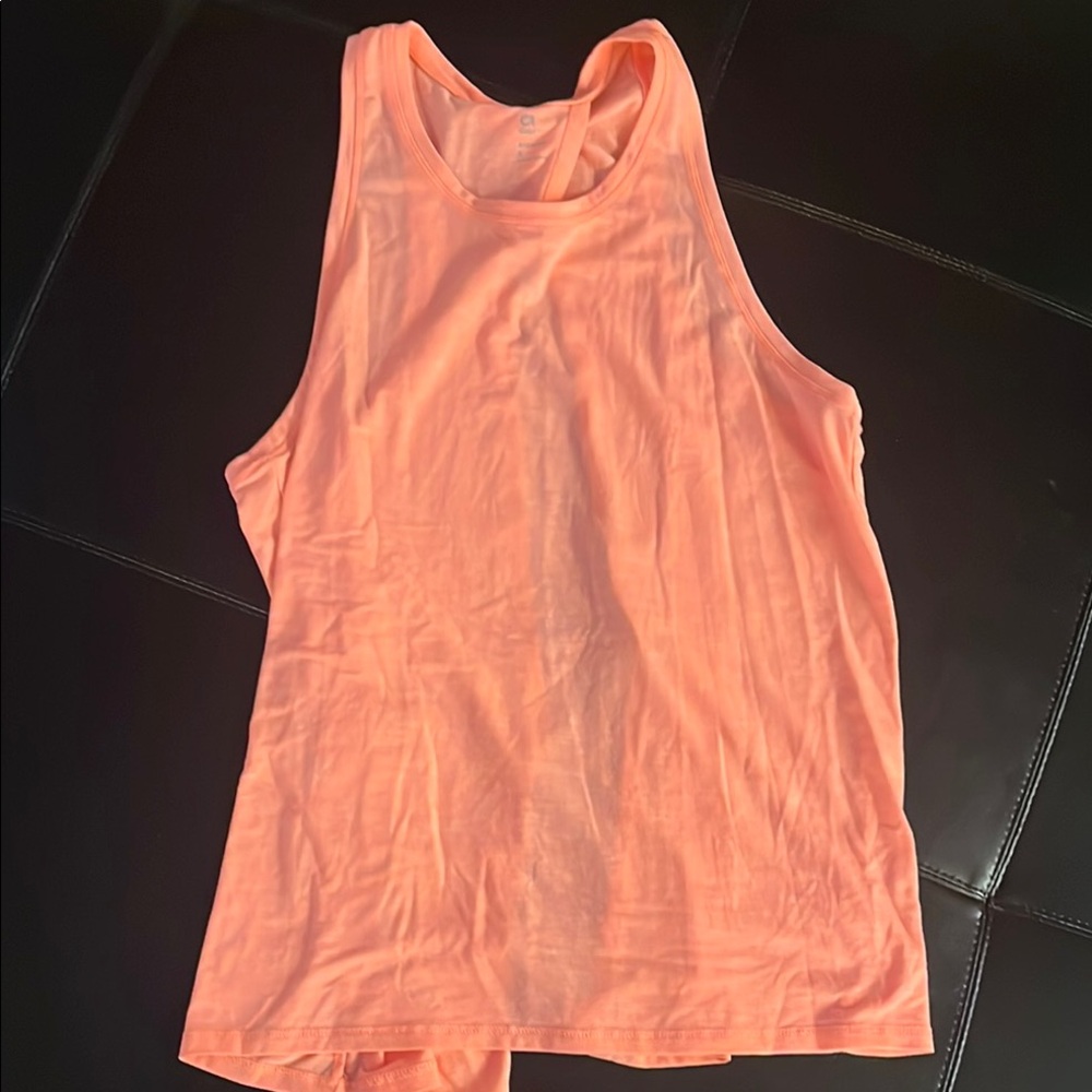 GapFit Breathe tie back tank, peachy coral, size small